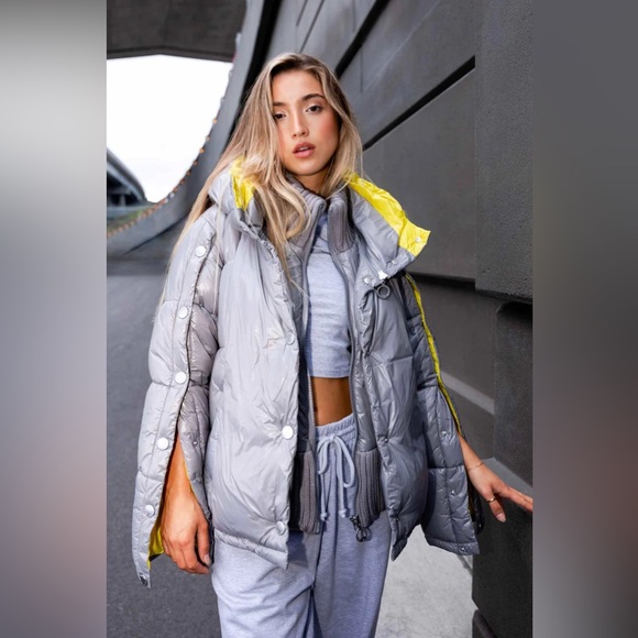 Noize jacket, medium size, like brand new! - Picture 1 of 15